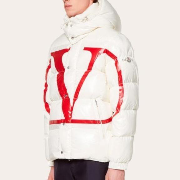 2020AW 先行！！MONCLER コピー VALENTINOコラボダウンＶ 4カラー 9082411